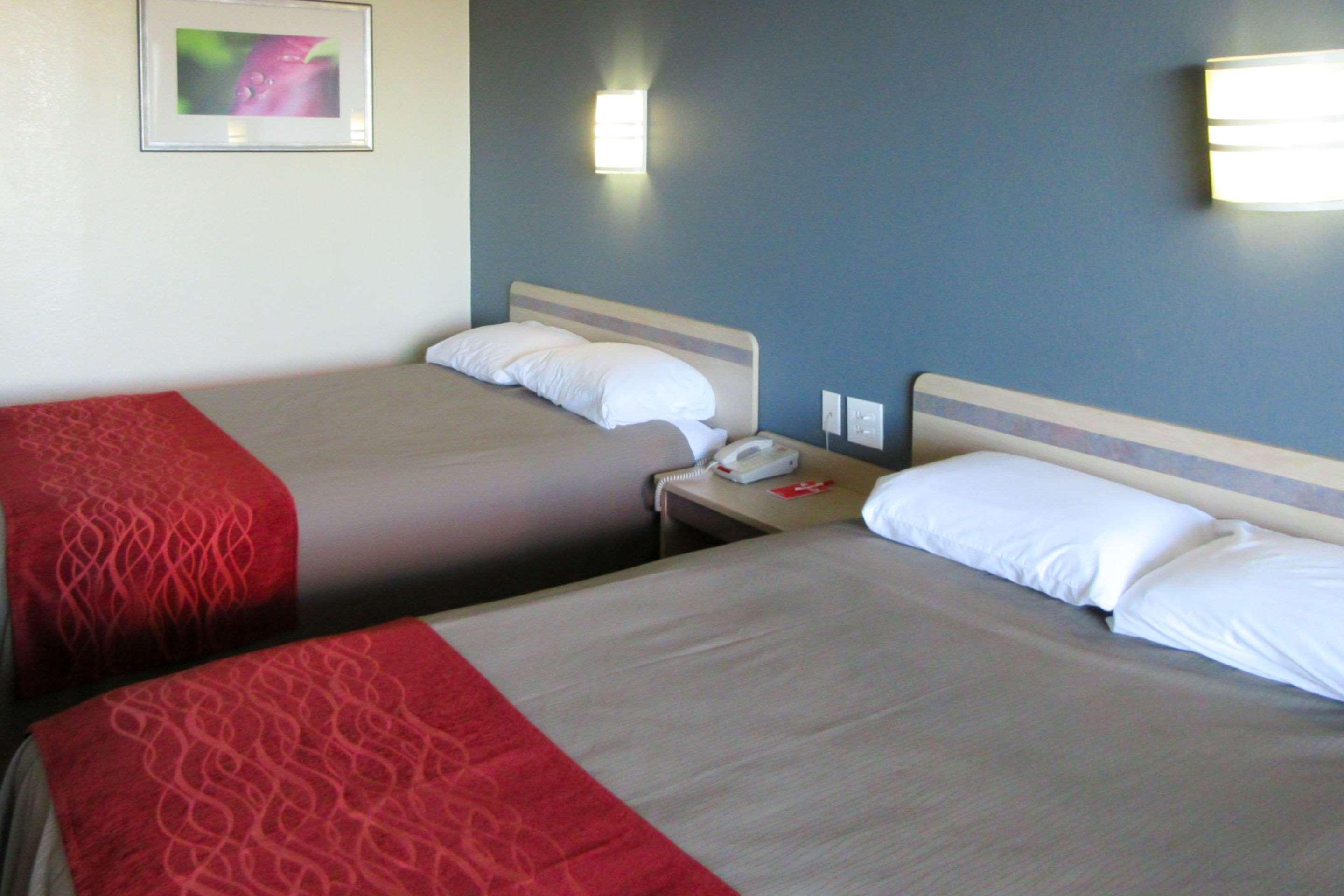 Econo Lodge Paducah West I-24 Екстериор снимка