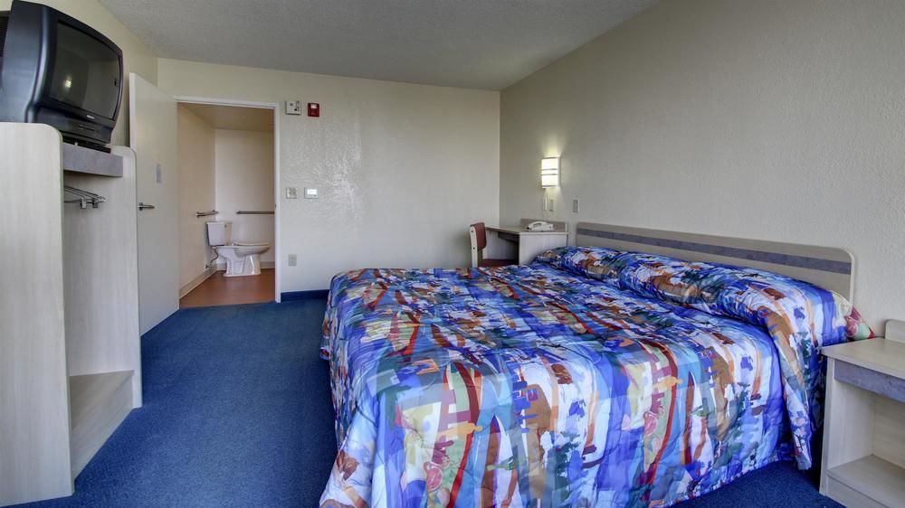 Econo Lodge Paducah West I-24 Екстериор снимка