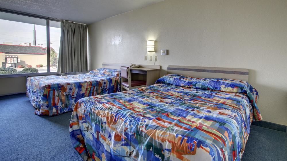 Econo Lodge Paducah West I-24 Екстериор снимка