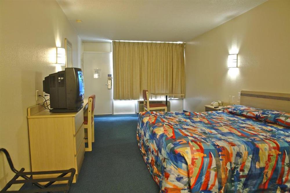 Econo Lodge Paducah West I-24 Стая снимка